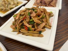 茶树菇猪颈肉-海坛特色小吃·只做平潭特色菜(平潭店)