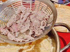 8两鲜肉（偏瘦）-潮汕·草根牛肉档(上海荟聚城市集市店)