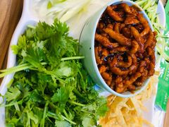 -合合春饼·酱骨·东北菜(潘家园店)