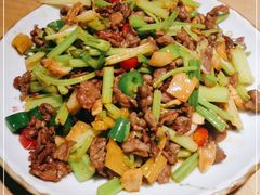 -巴依兄弟西域美食(机场店)