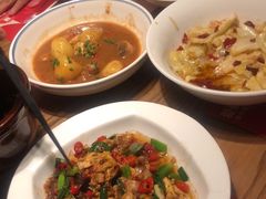 -爱碗亭·鲜炒湖南菜(壹城中心店)
