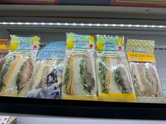 -全家便利店(崂山路四店)