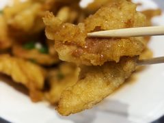 -李连贵熏肉美食酒楼(东市商贸店)