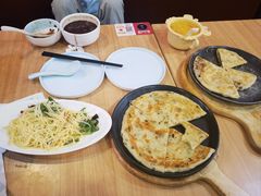 -宏状元现熬粥·京味菜(黄寺大街店)