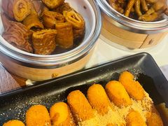 老卤肥肠-渝小红重庆老火锅(民星公园店)