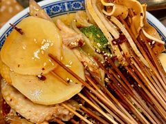 -大众跷脚牛肉馆·非遗传承单位(峨眉山店)