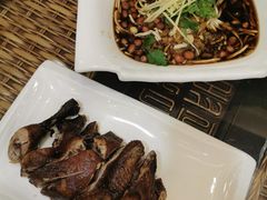 -老季市·三代非遗传承·地标美食老汁鸡(工农路店)