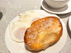 奶油猪猪-香港新发烧腊茶餐厅(书城店)