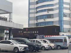 -七宝蔬菜农副产品综合交易市场-停车场