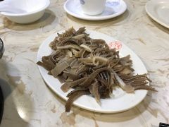 -粤潮牛肉火锅店(江南大道店)