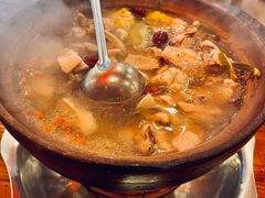 石橄榄炖鸡-洪大厨鸡煲(福田店)