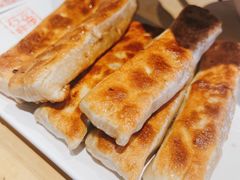 牛肉大葱-左邻右舍褡裢火烧(石榴园店)