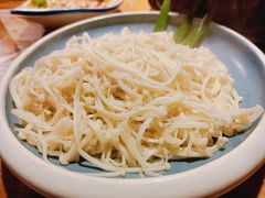金针菇（配菜）-觅山云南菜(泊富ICITY店)