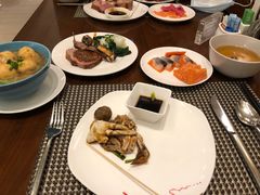 -月色西餐厅·海鲜刺身·烧烤(科学城保利郡雅酒店)