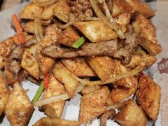 -耶里夏丽·新疆菜·28年喀什老馆(田林东路店)