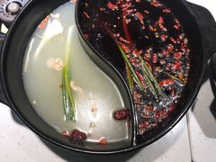 -钢管厂五区小郡肝串串香(奥克斯广场锦城万达店)