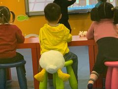 -月星环球港赢在起点早教中心·亲子托班早教体验课儿童兴趣班逻辑思维专注力幼小衔接(普陀中心)
