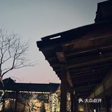 一座麓山寺 从来未下山