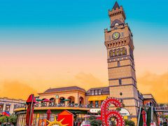 -王府井奥莱临潼小镇(临潼店)