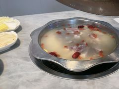 -光头药膳鸡(莱茵小镇店)