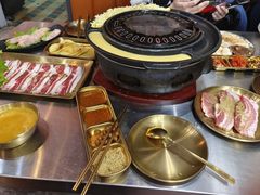 -胡悦里韩式烤肉(芝罘万达广场店)