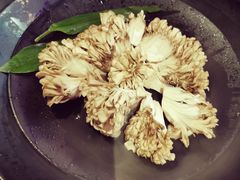 有机舞菇-煲宫猪肚鸡(晶品店)
