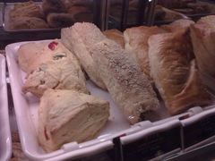 包包-星巴克臻选(广州沙面店)