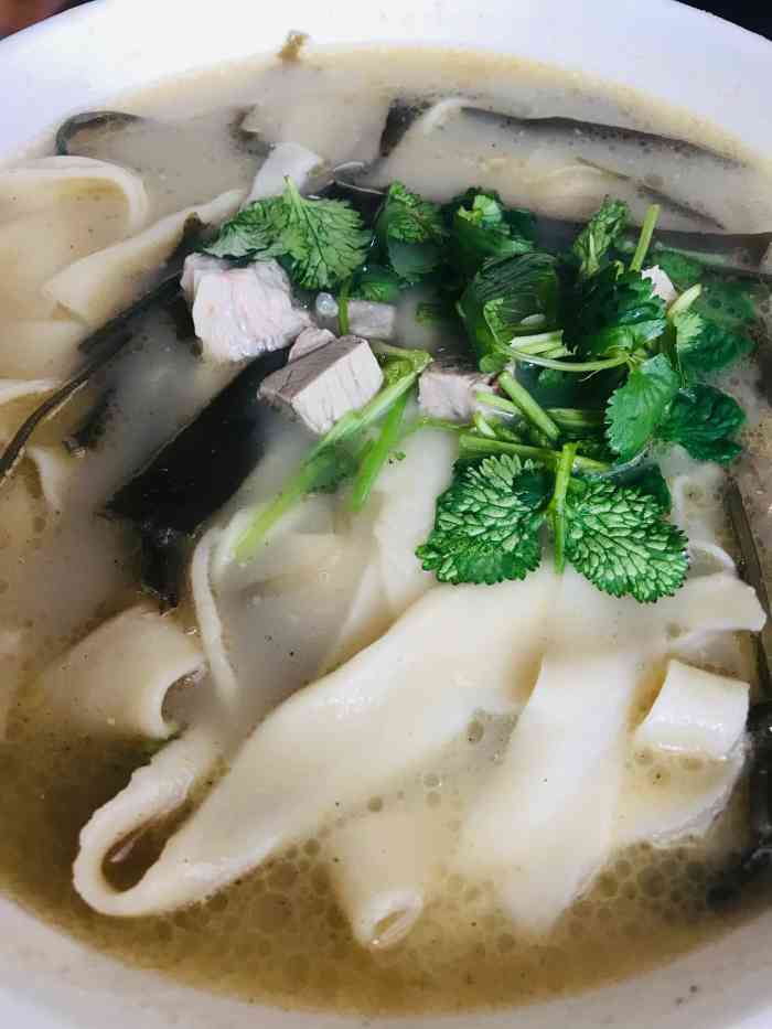 黎留义烩面馆(陇海路店)-"他家的烩面真是太好吃了,最喜欢他家的面汤.