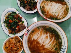 香菜卤牛肉粉-刘氏三和面馆