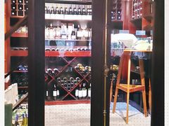 -Lam Vien Restaurant