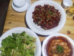 -勇猛子川菜馆(新军路店)