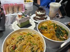 -W COLLECTIVE  DESSERT SHOP