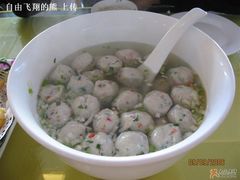 酸辣鱼圆汤-喜顺商务酒店