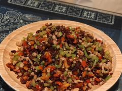 黑三剁-蜗牛小馆醉乡民谣云南菜(惠新西里店)