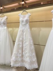 -南京宝娜嫁衣婚纱礼服馆(中央路店)