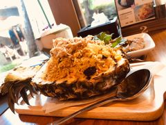 -Chom Cafe and Restaurant