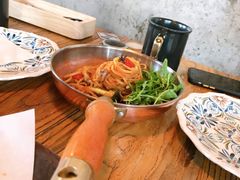 -I HOLIC艾豪丽披萨(KKone店)