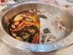 卜卜贝鸳鸯锅-憨铁匠老火锅(龙岗万科里店)