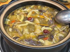 -菌之家·专业纯野生菌火锅·特色炒菌