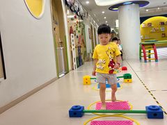 -好奇星国际托育(金地自在城校区)