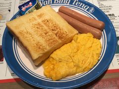 双肠炒蛋牛油厚多士-敏华冰厅(天河城店)