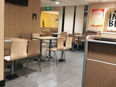 大堂-麦当劳(军博店)