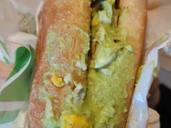低温慢煮鸡胸肉配牛油果夏巴特-麦当劳(松江南乐得来速店)