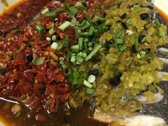 剁椒蒸鱼头-新新湘菜馆(新中街二条店)