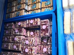 -炉边皮皮·烘焙甜品工厂店