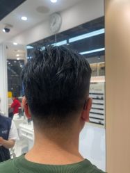 -艾米莉 烫染沙龙