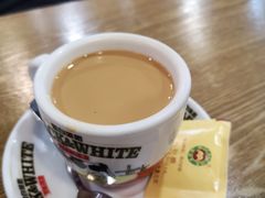 港式热奶茶-点点心港式茶餐厅(南京西路店)