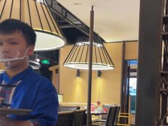 -野山舂·贵州现舂酸汤牛肉(民生路店)