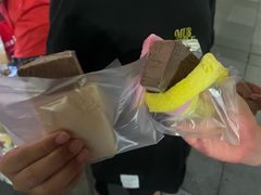 -詹爷爷乌节路街头冰淇淋