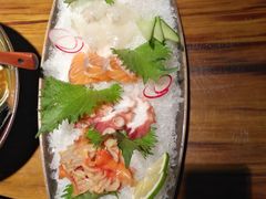-晶吉·居酒屋·烧鸟·生鱼饭(中山区民主广场店)